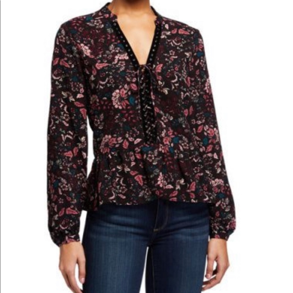 🌺Laundry By Shelli Segal🌺Floral Lace-Up Blouse🌺